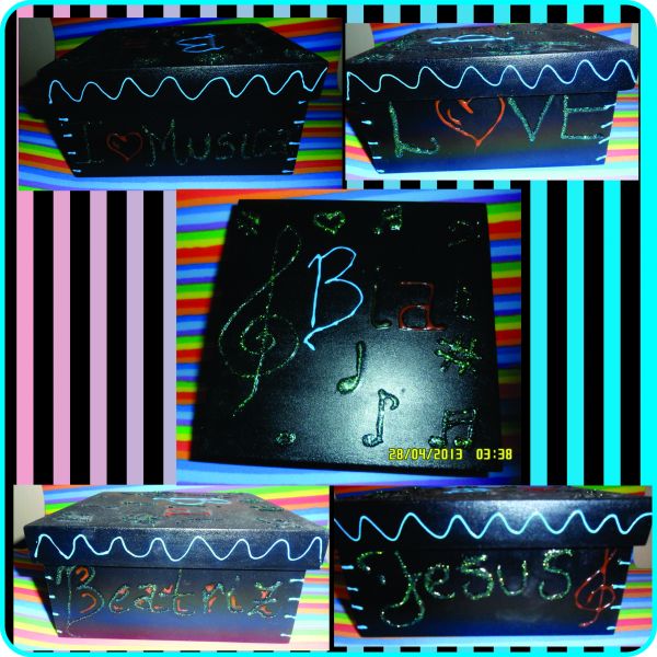 Caixa decorada pintada
